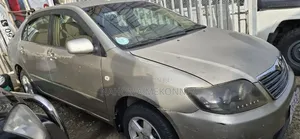 Toyota Corolla 2003 Gold