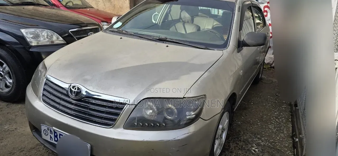 Toyota Corolla 2003 Gold