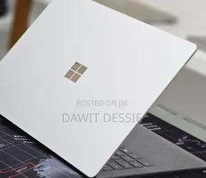 New Laptop Microsoft Surface Laptop 3 16GB Intel Core i7 SSD 512GB