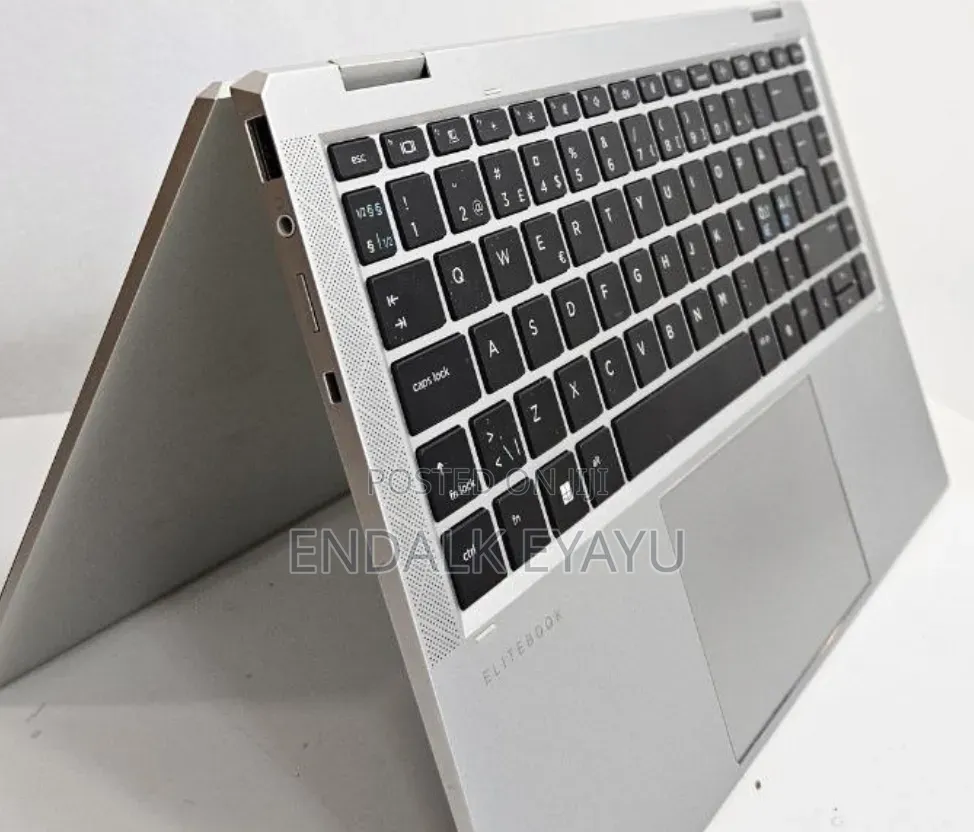 New Laptop HP EliteBook 1040 G8 16GB Intel Core i7 SSD 512GB