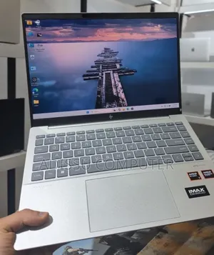 New Laptop HP Pavilion 15 32GB AMD Ryzen 7 SSD 1T