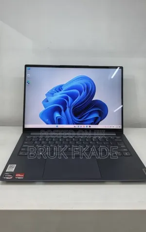 New Laptop Lenovo ThinkPad Yoga 16GB AMD Ryzen 7 SSD 512GB