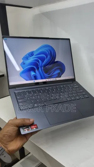 New Laptop Lenovo ThinkPad Yoga 16GB AMD Ryzen 7 SSD 512GB
