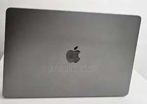 New Laptop Apple MacBook Air 2024 M3 8GB Intel Core Ultra 5 SSD 512GB