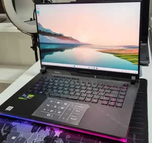 New Laptop Asus ROG Strix G18 32GB Intel Core i9 SSD 2T