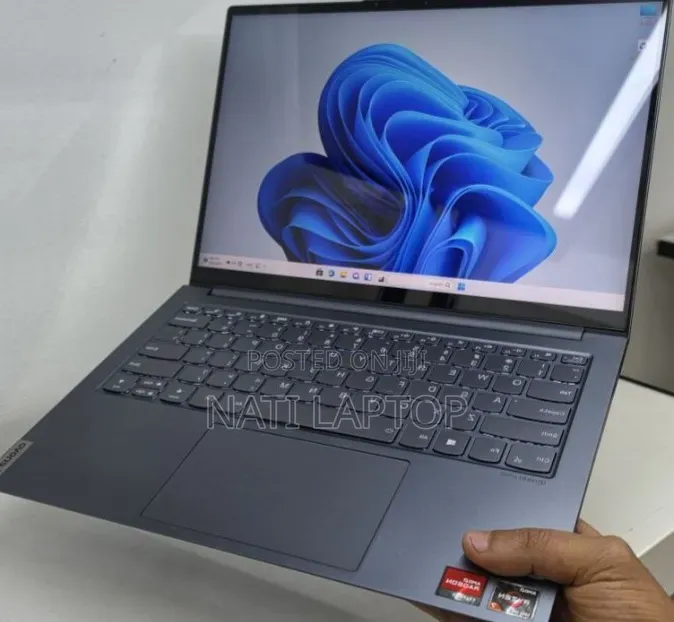 New Laptop Lenovo 16GB AMD Ryzen 7 SSD 512GB