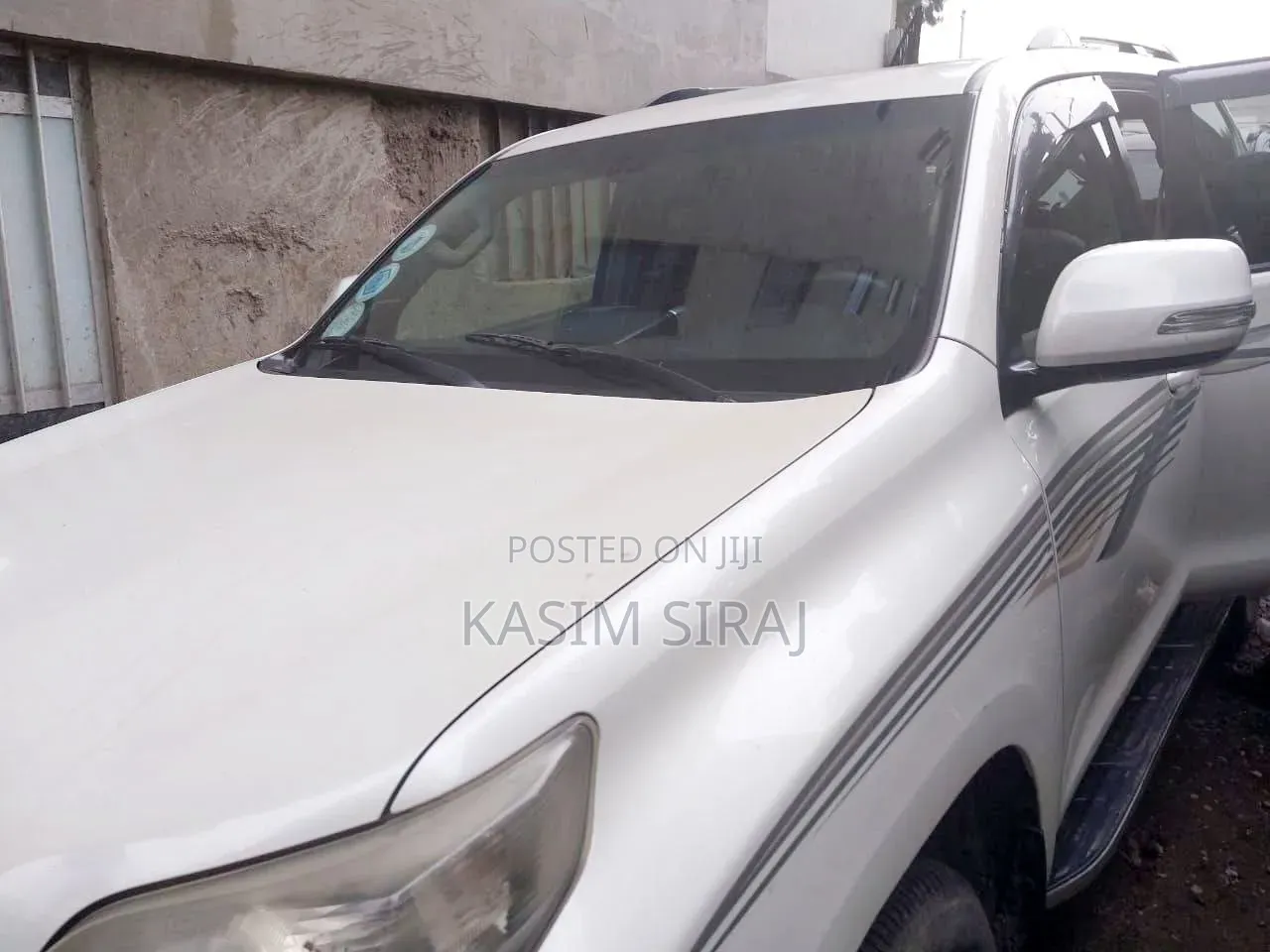 Toyota Land Cruiser Prado 2010 White