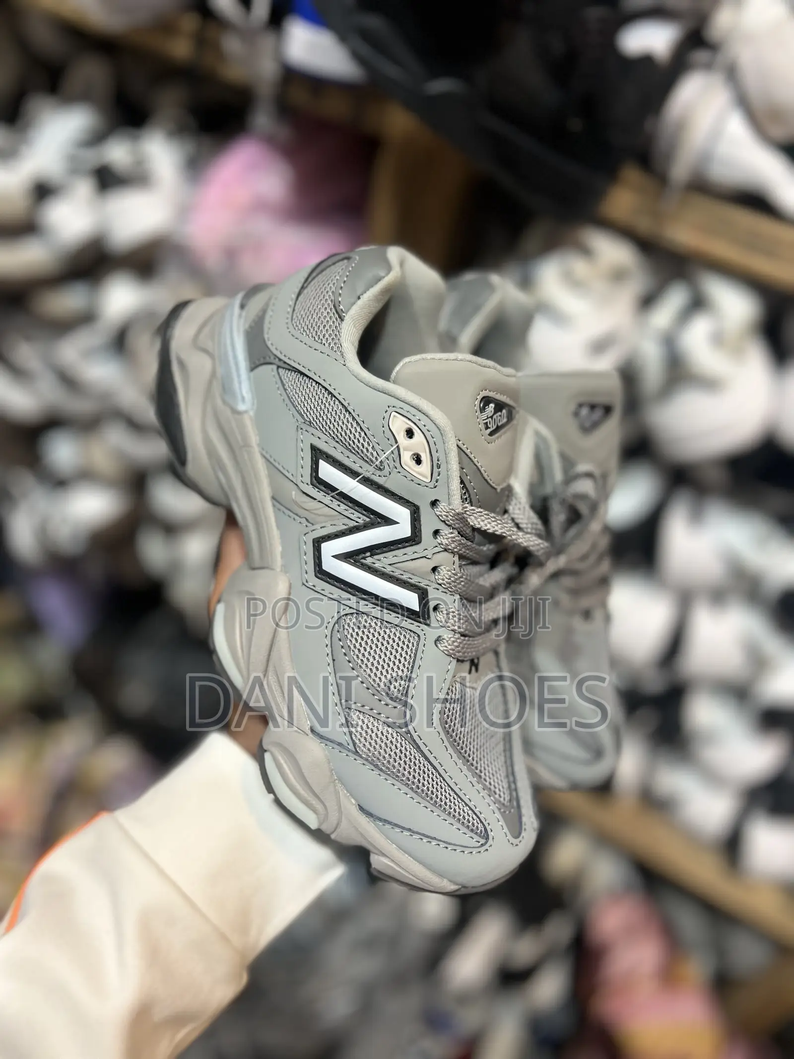New Balance 9060