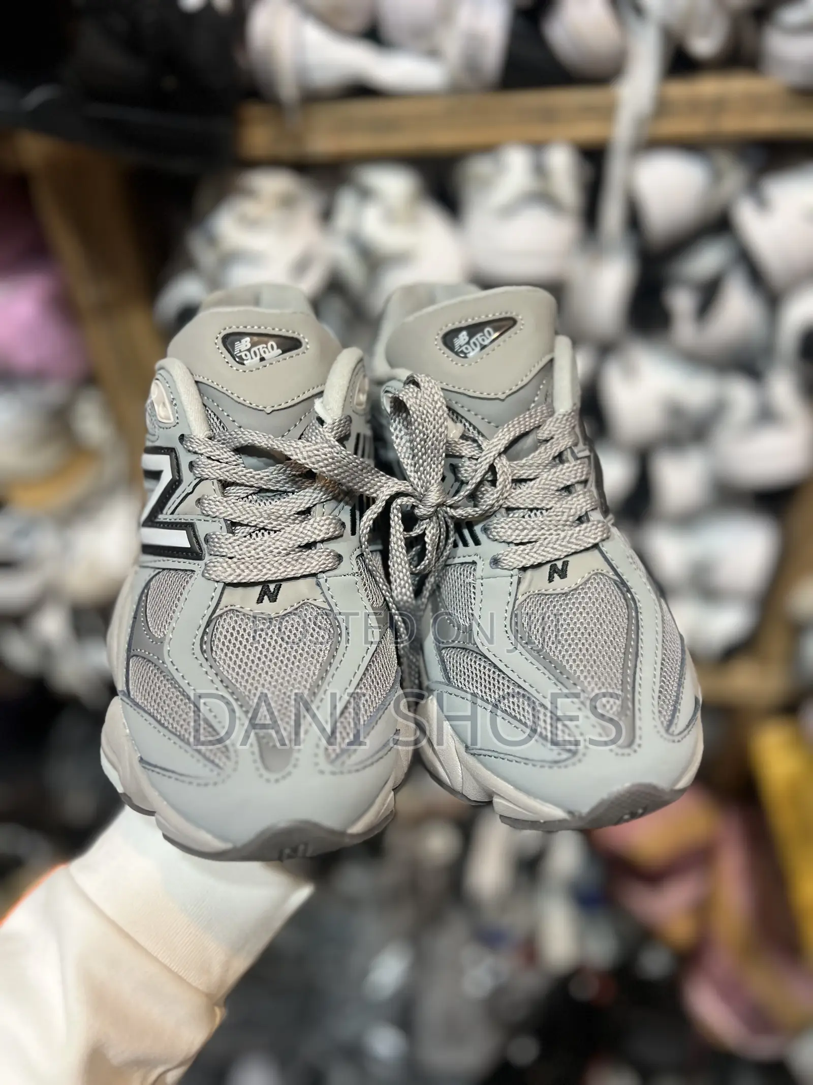 New Balance 9060