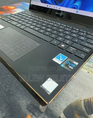 New Laptop Asus Zenbook 14 16GB Intel Core i7 SSD 512GB