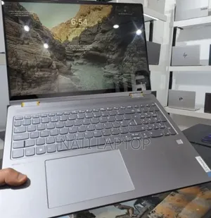 New Laptop Lenovo 16GB AMD Ryzen 7 SSD 512GB