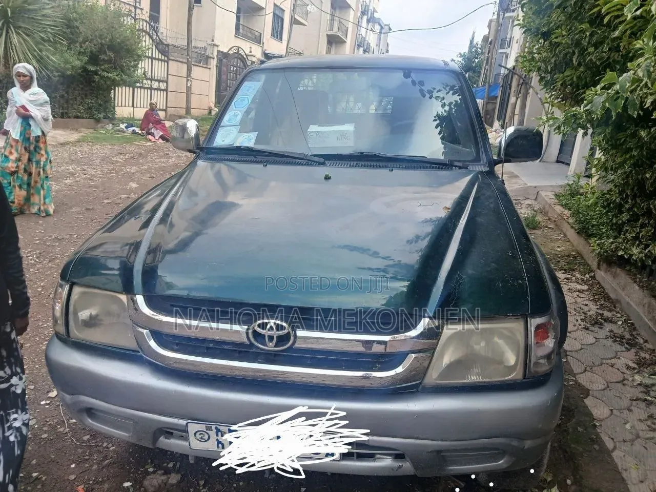 Toyota Hilux 2004 Green