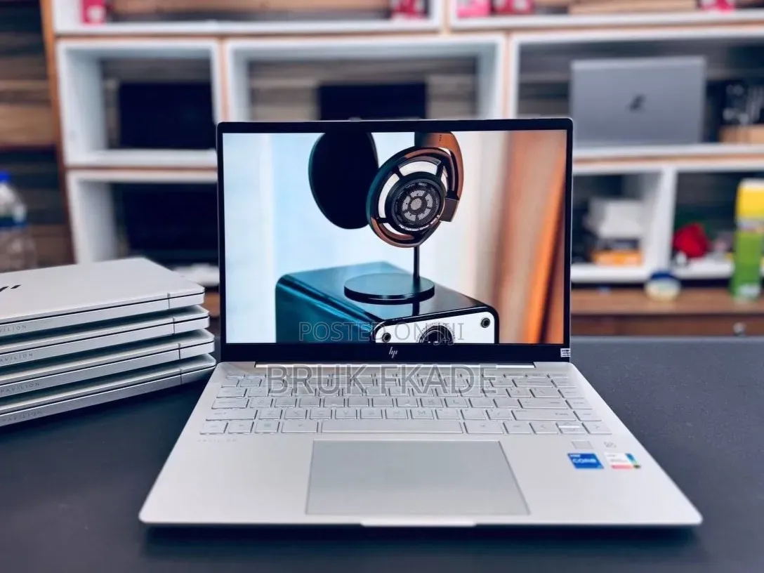 New Laptop HP Pavilion 14 16GB Intel Core i5 SSD 1T