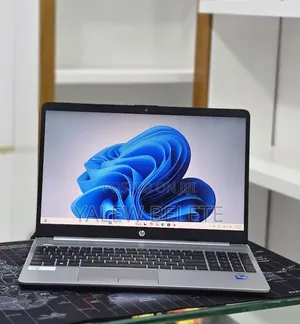 New Laptop HP Stream Notebook 8GB Intel Core i5 SSD 512GB