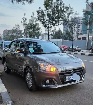 Suzuki Dzire 2023 Silver