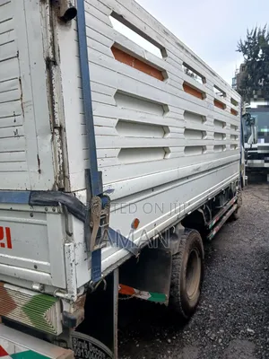 Obama Isuzu