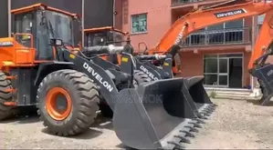 2025 Develon Excavator for Sale