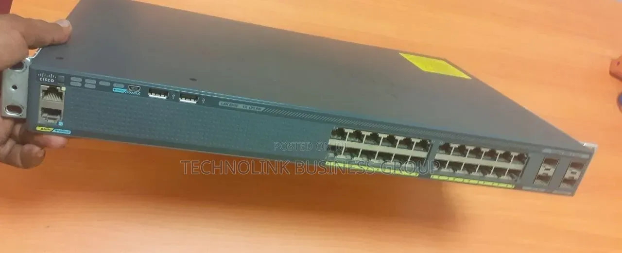 Cisco Catalyst 2960-X (WS-C2960X-24TS-L) - 24 ፖርት ስዊች