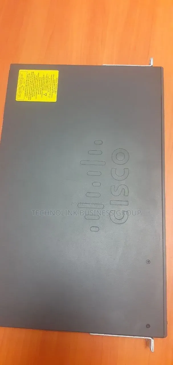 Cisco Catalyst 2960-X (WS-C2960X-24TS-L) - 24 ፖርት ስዊች