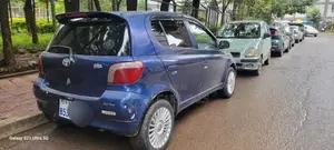 Toyota Vitz 2001 Blue