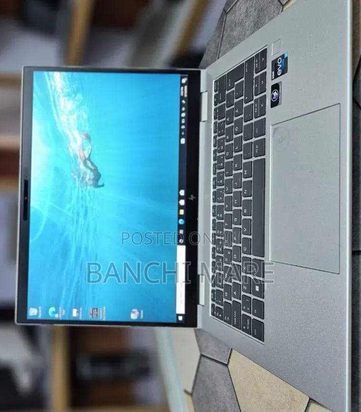 New Laptop HP EliteBook x360 1040 G9 16GB Intel Core i5 SSD 512GB