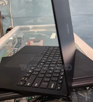 New Laptop Microsoft Surface Laptop 3 8GB Intel Core i5 SSD 256GB