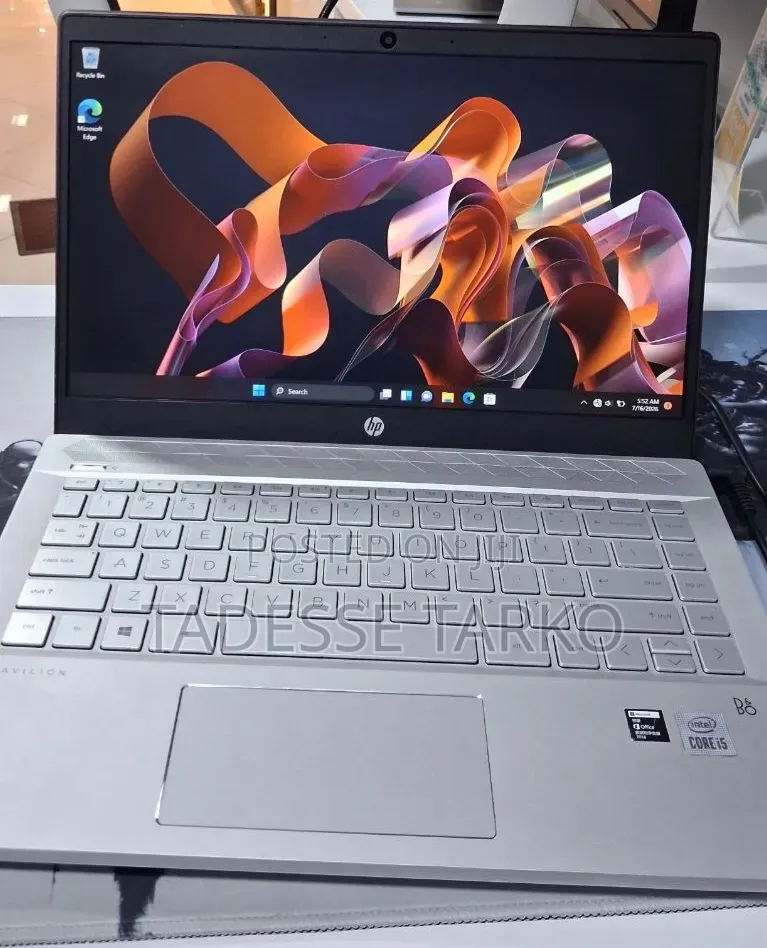 New Laptop HP Pavilion 14 8GB Intel Core i5 SSD 512GB