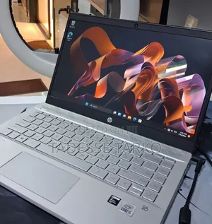 New Laptop HP Pavilion 14 8GB Intel Core i5 SSD 512GB