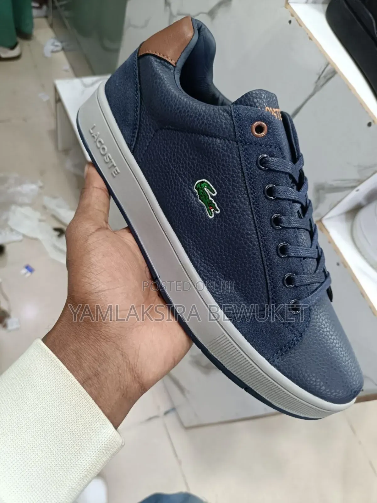 Orignal Lacoste Shouse