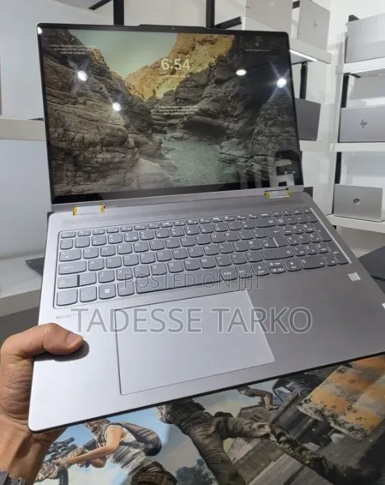 New Laptop Lenovo 16GB AMD Ryzen 7 SSD 512GB