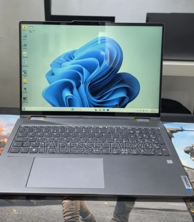 New Laptop Lenovo 16GB AMD Ryzen 7 SSD 512GB
