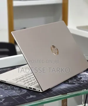 New Laptop HP Pavilion 15 8GB Intel Core i5 SSD 512GB