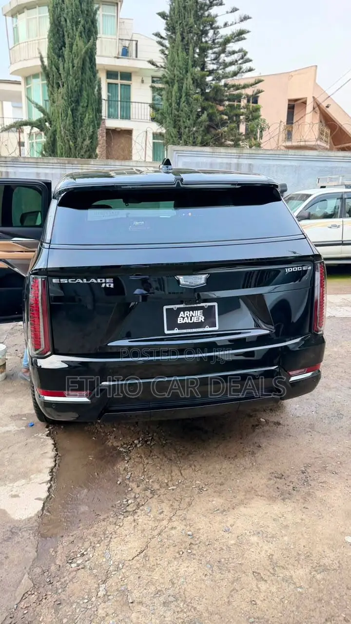 New Cadillac Escalade 2026 Black