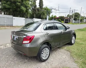 Suzuki Dzire 2022 Gray