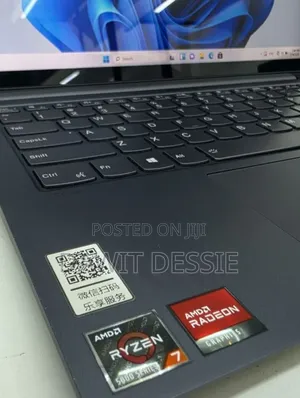 New Laptop Lenovo 16GB AMD Ryzen 7 SSD 512GB