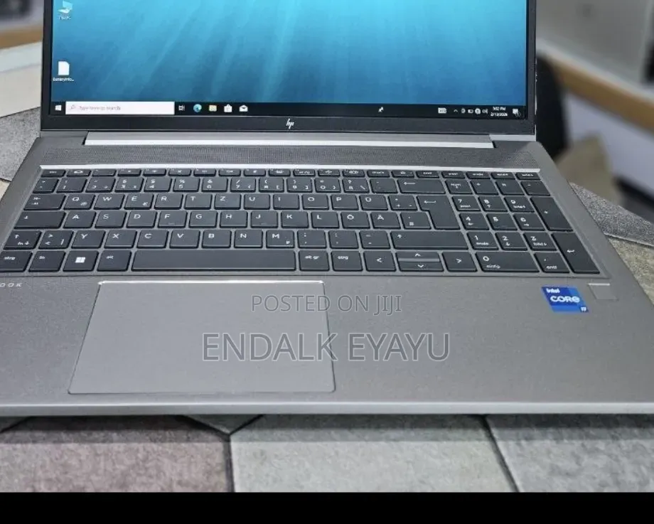 New Laptop HP ZBook 15 16GB Intel Core i7 SSD 1T