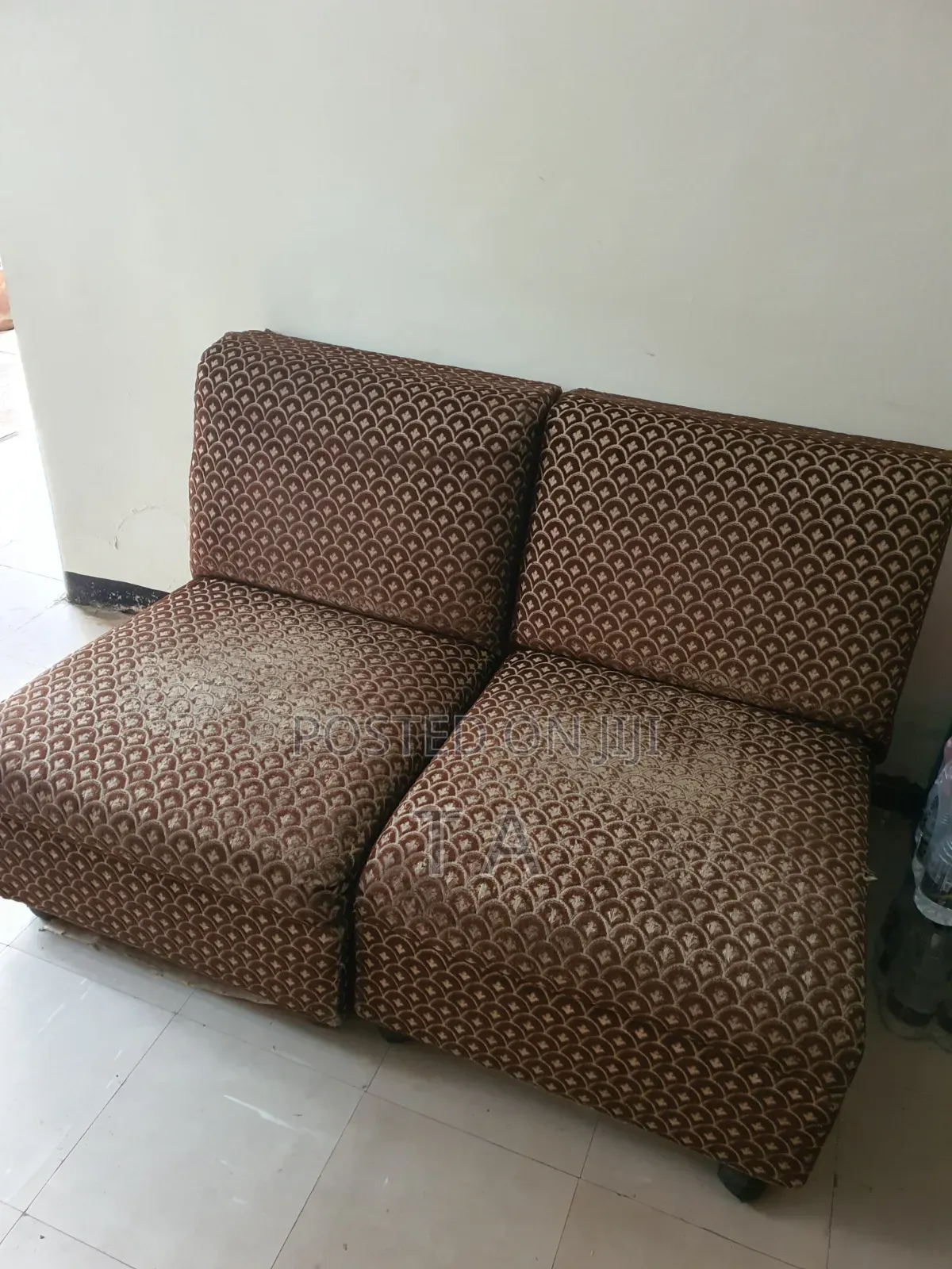 Sofa ሶፋ ባለ 6 መቀመጫ