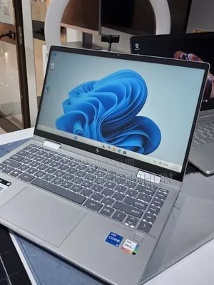 New Laptop HP Envy x360 8GB Intel Core i5 SSD 512GB