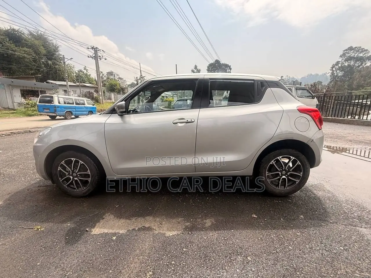 Suzuki Swift 2021 Silver