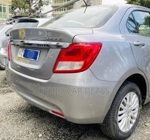 Suzuki Dzire 2022 Silver
