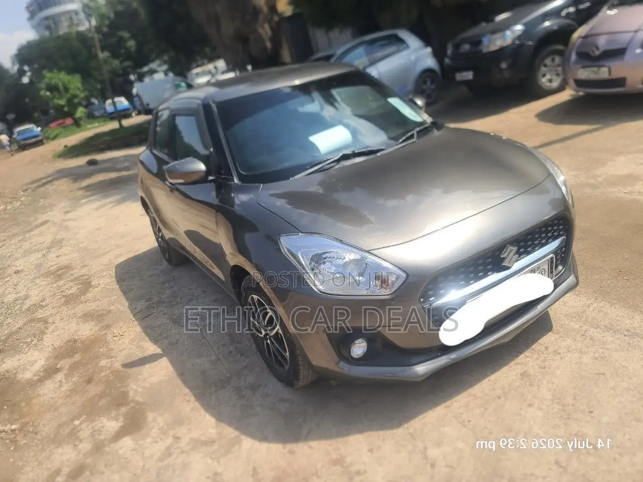 Suzuki Swift 2022 Brown