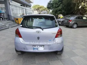Toyota Yaris 2008 Silver