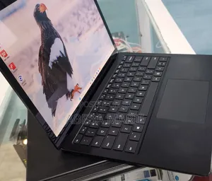 New Laptop Microsoft Surface Laptop 3 8GB Intel Core i5 SSD 256GB