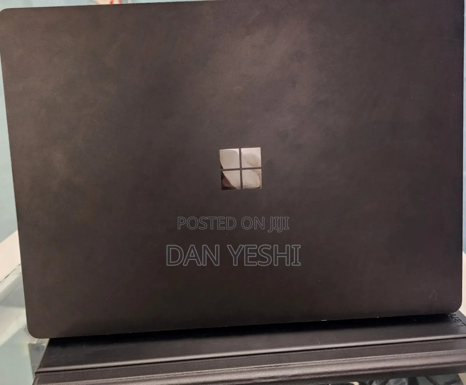 New Laptop Microsoft Surface Laptop 3 8GB Intel Core i5 SSD 256GB