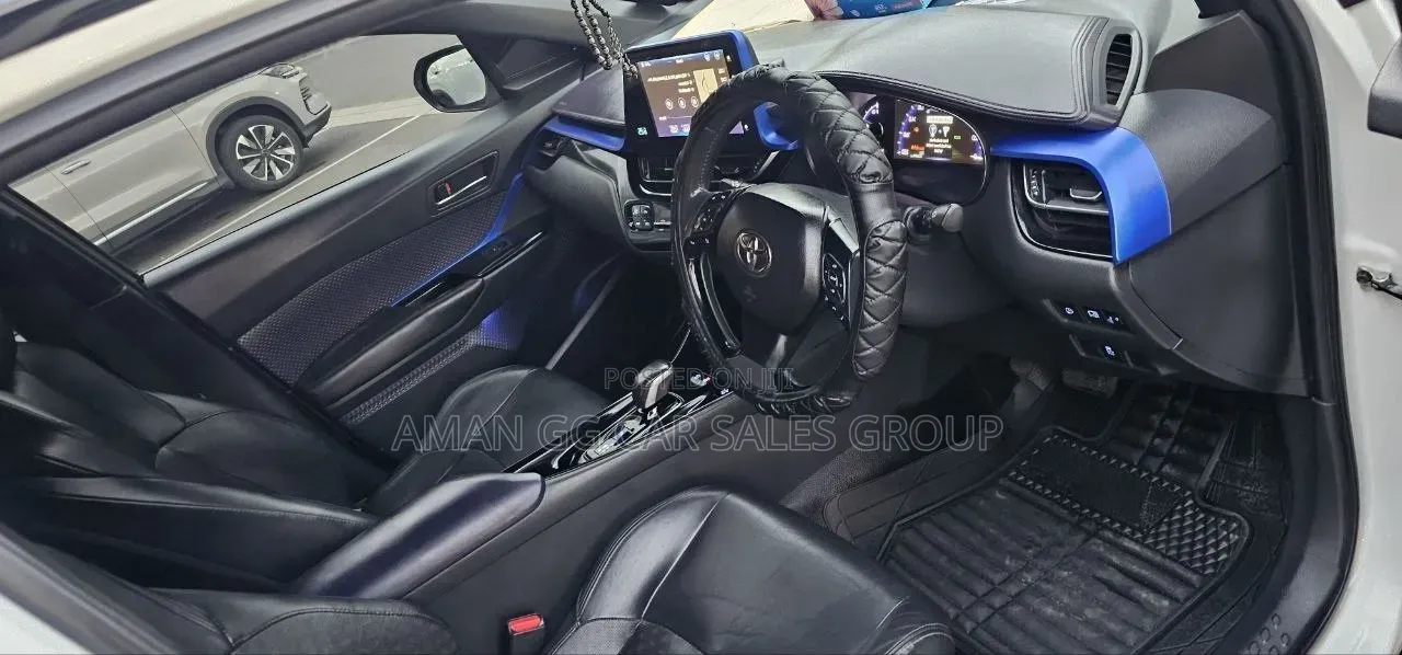 Toyota C-HR 2022 White