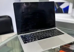 New Laptop Apple MacBook Pro 2019 8GB Apple M1 Pro SSD 256GB