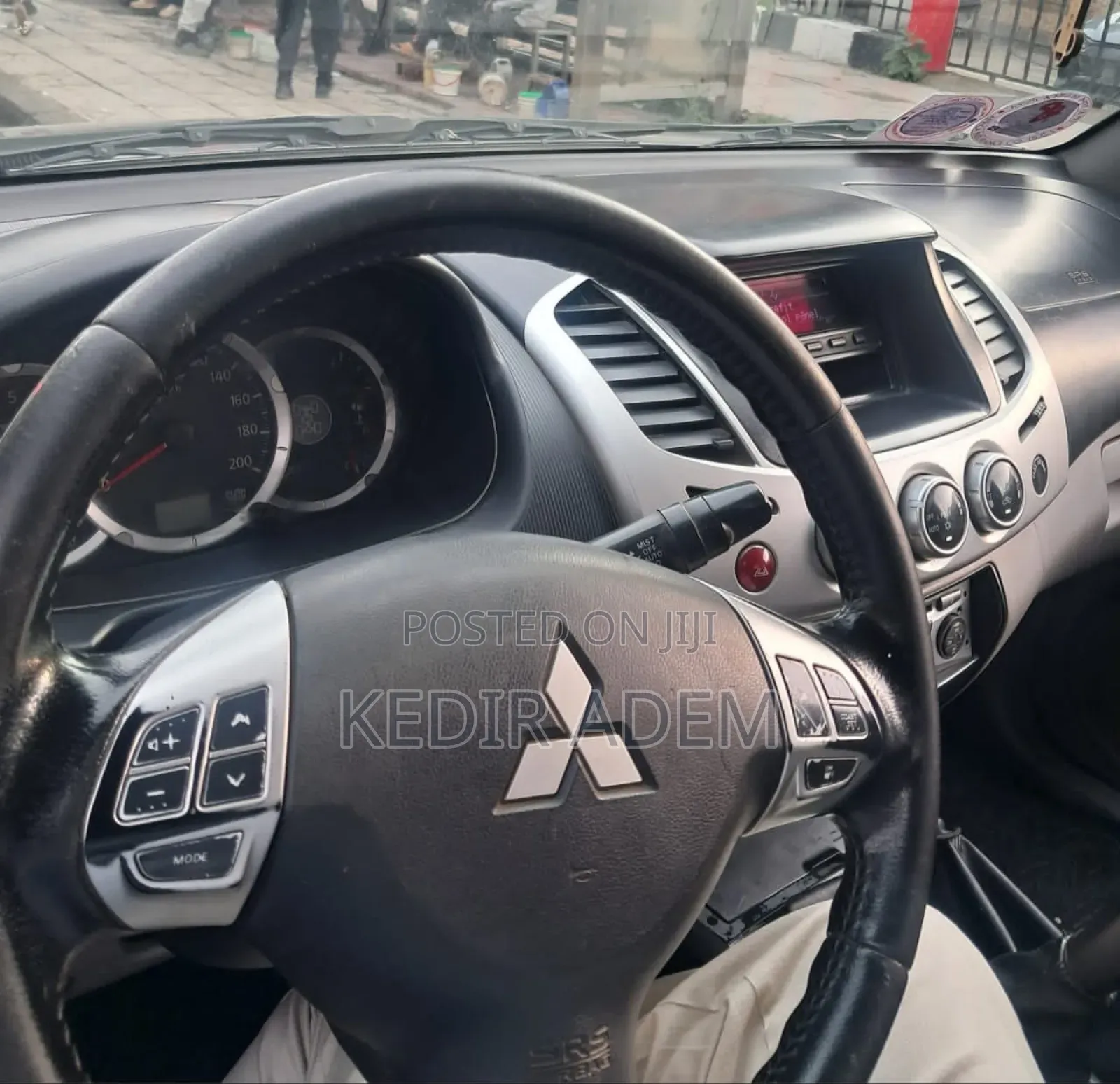 Mitsubishi L200 2007 Gray