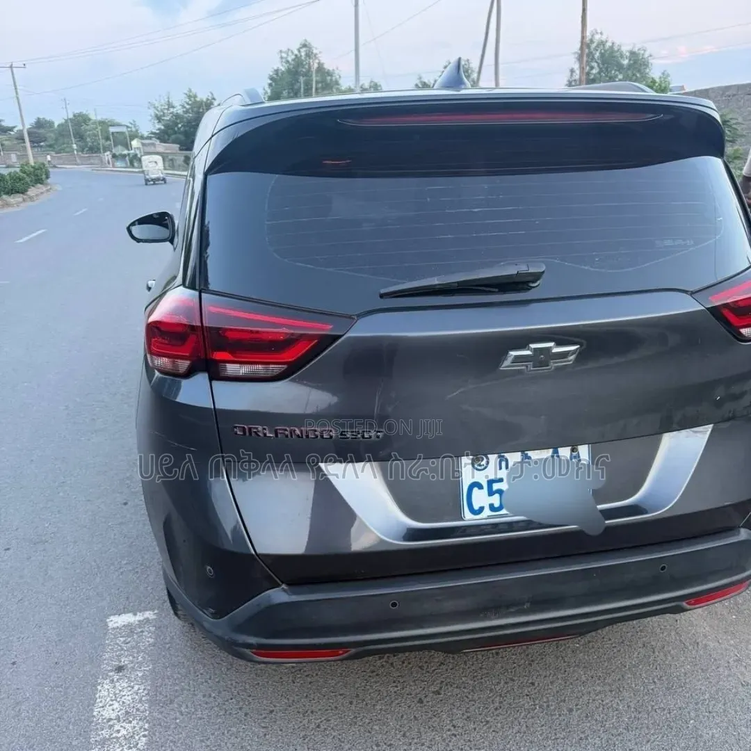 Chevrolet Orlando 2024 Matt Black