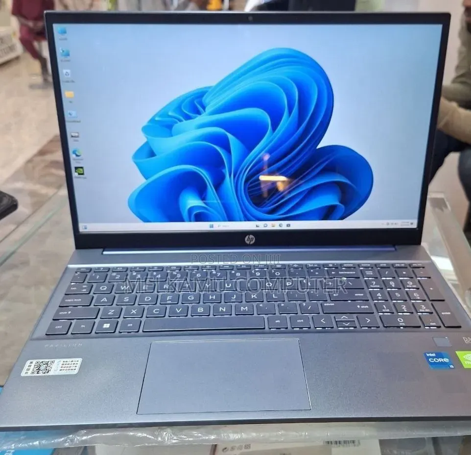 New Laptop HP Pavilion 15 16GB Intel Core i5 SSD 512GB