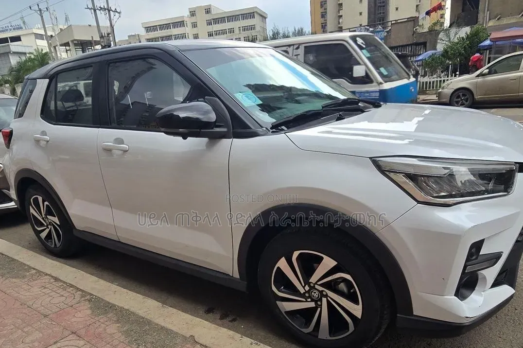 Toyota Raize 2022 White